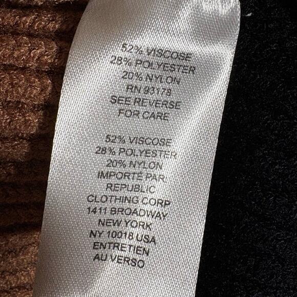 Tahari Black Ombré Striped Sweater Woman’s Size Large - Picture 6 of 6